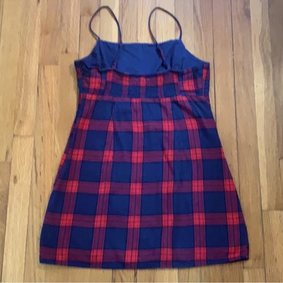 Garage Dress - Picture 6 of 8